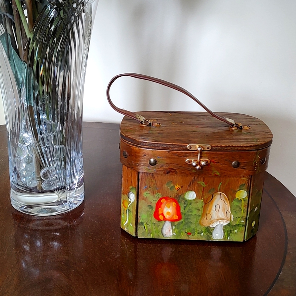 Vintage hand painted purse